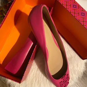 Tory Burch flats
